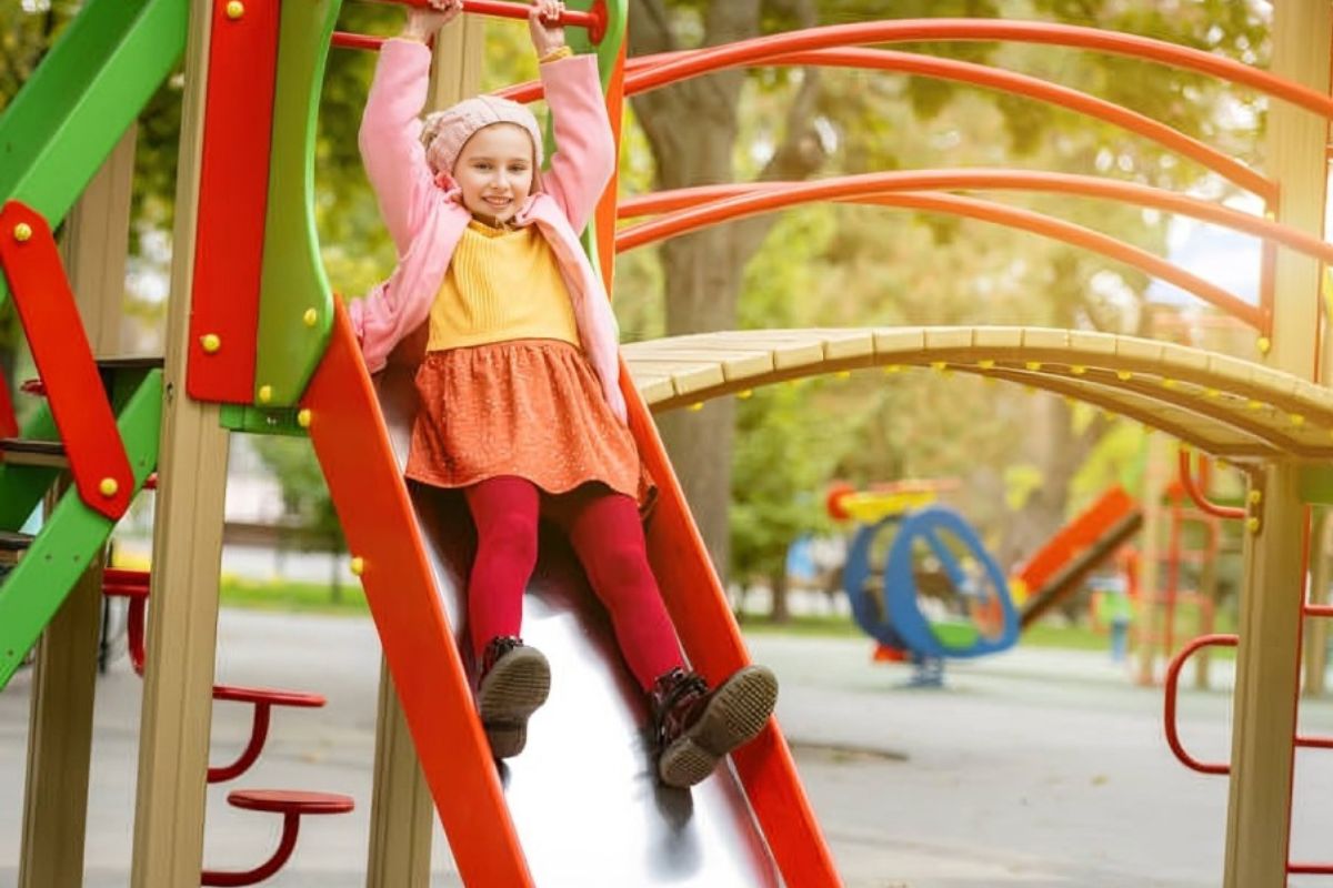 The Benefits and Variety of Playground Equipment